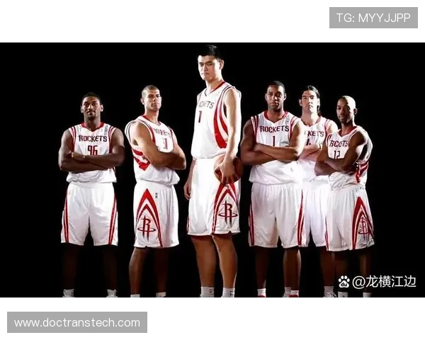 姚明的传奇篮球生涯与影响力全解析